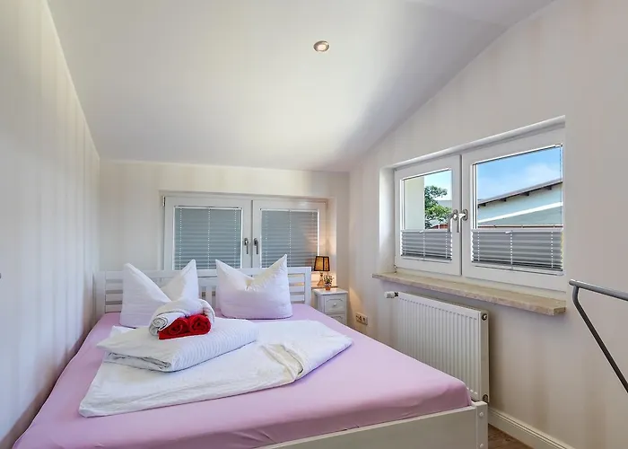 Zum Ostseestrand Apartamento *